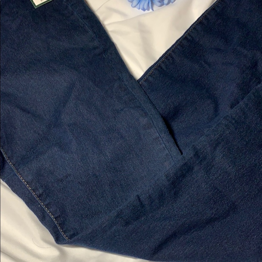 Jeans - Picture 4 of 4